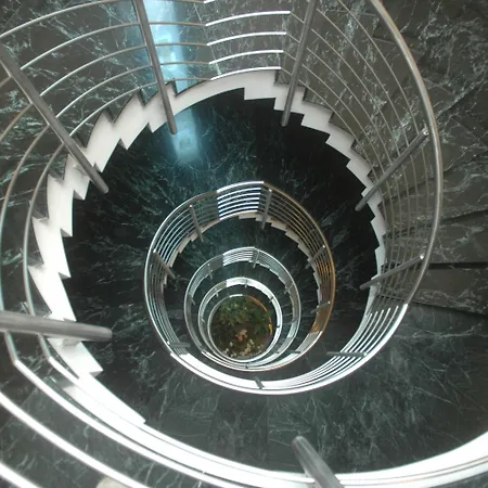 Napoli San Mauro ホテル 4*