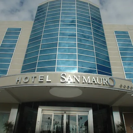 Napoli San Mauro Казальнуово-ди- Наполи