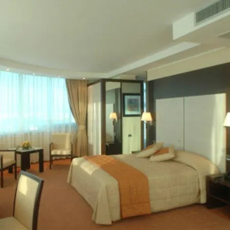 Napoli San Mauro カザルヌオーヴォ・ディ・ナポリ