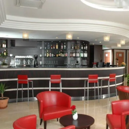 ホテル Napoli San Mauro 4*