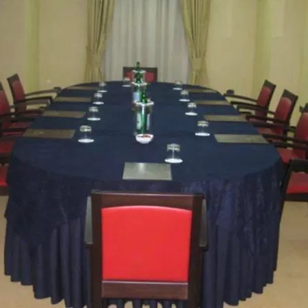 ホテル Napoli San Mauro