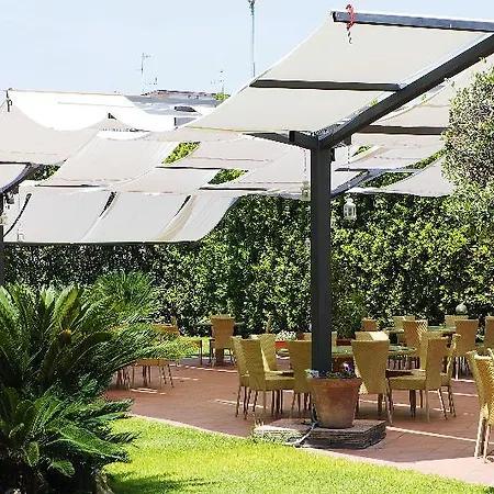 Napoli San Mauro ホテル 4*