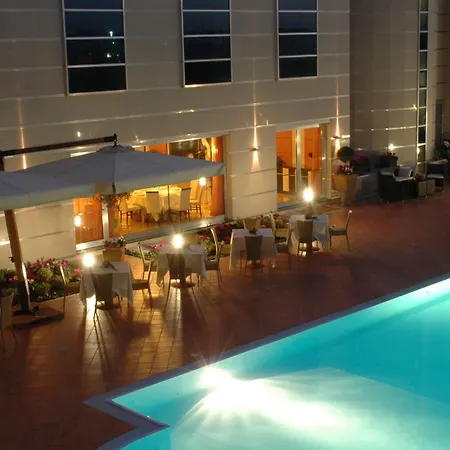 Napoli San Mauro ホテル